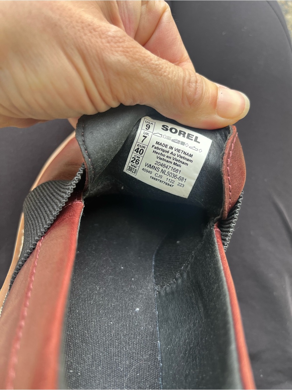 New Brown Sorel Loafers with Black Elastic Strap - Picture 8 of 11